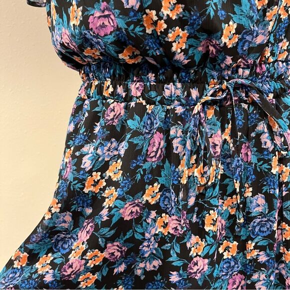 Trixxi Floral Print mini Dress with short Ruffled Sleeves cottagecore style - Picture 4 of 14